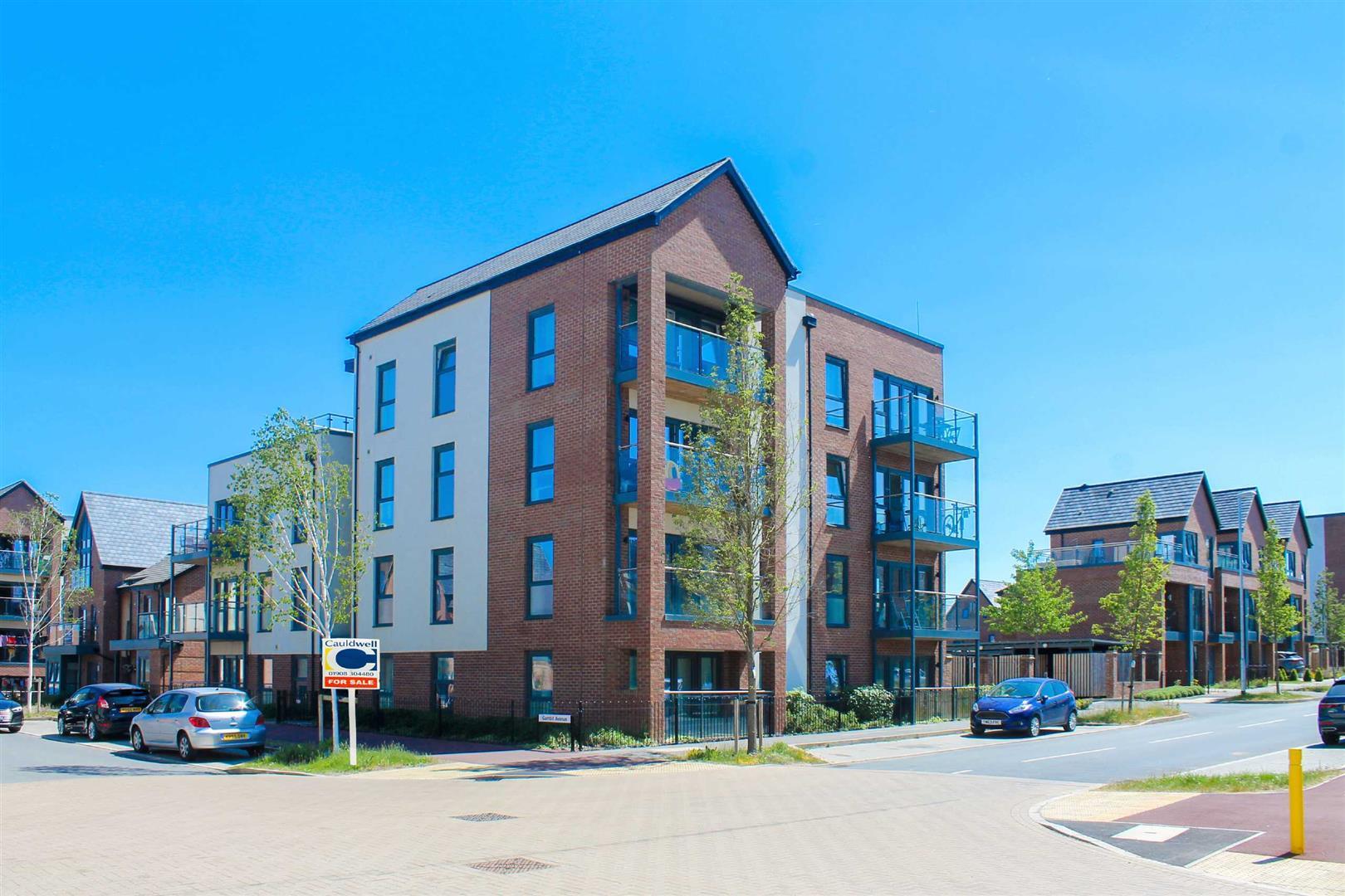 2 Gambit Avenue, Oakgrove, Milton Keynes